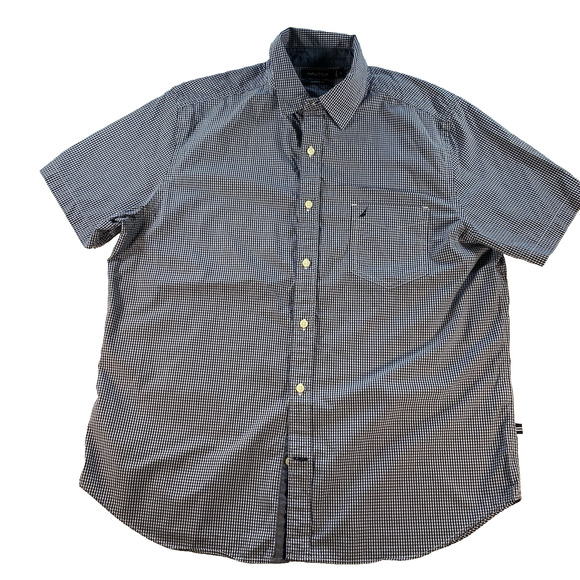 Nautica Men's Shirt LARGE Navy Blue White Short Sleeve Cotton - Picture 2 of 7